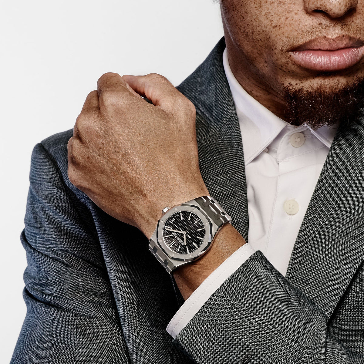 Audemars Piguet Royal Oak 3285 V3 – 15510ST.OO.1320ST.07 Stainless Steel Black Dial (2025) 41 MM